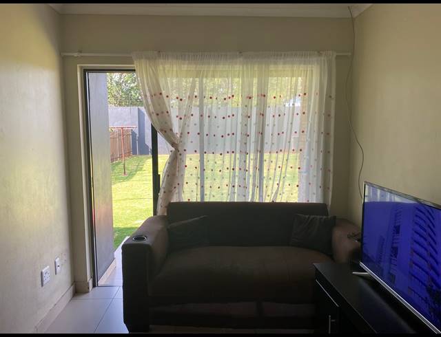 3 BEDROOM SECTIONAL TITLE FOR SALE IN COMET